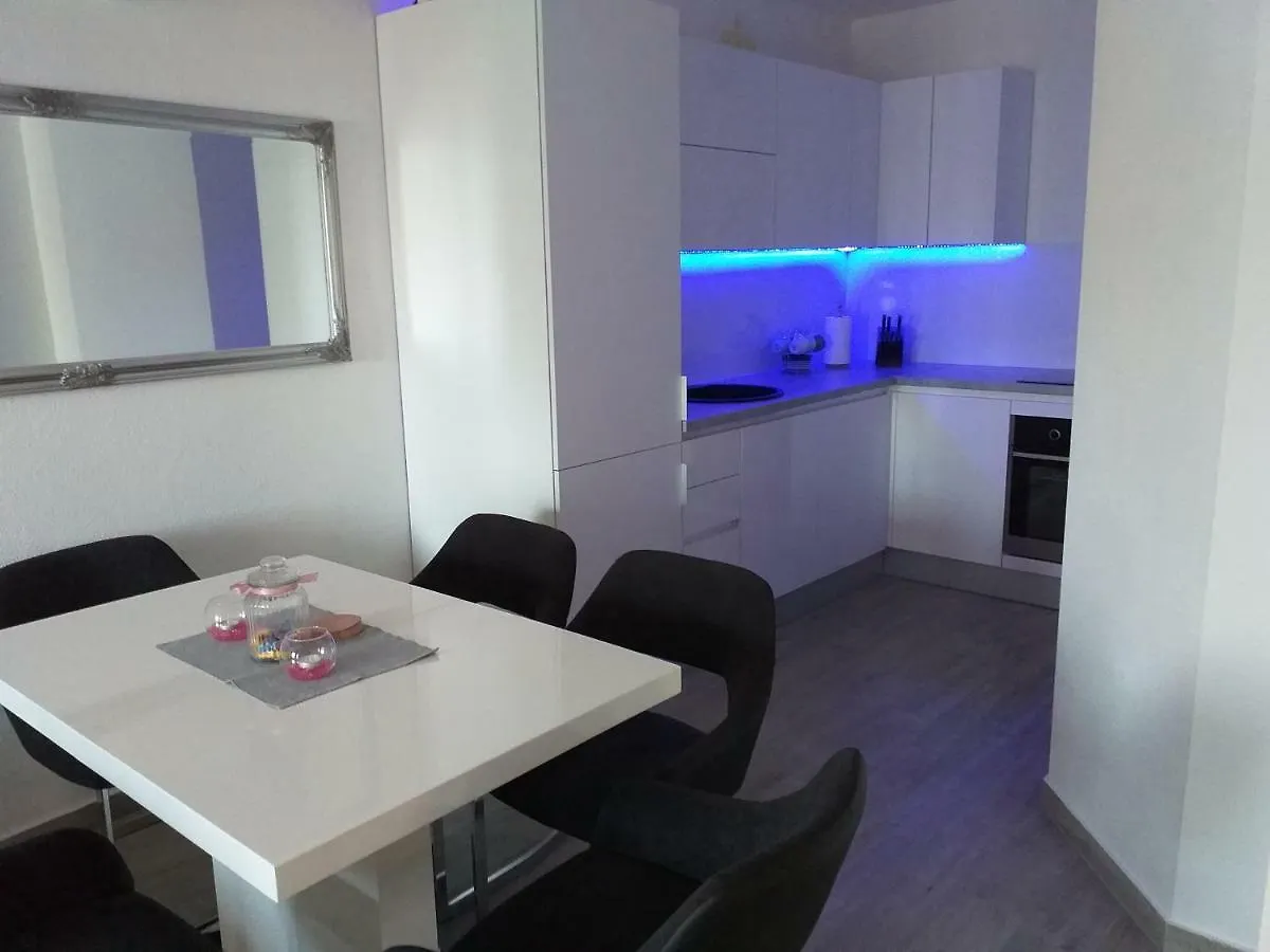 Apartmant I&K Apartment Split 0*,